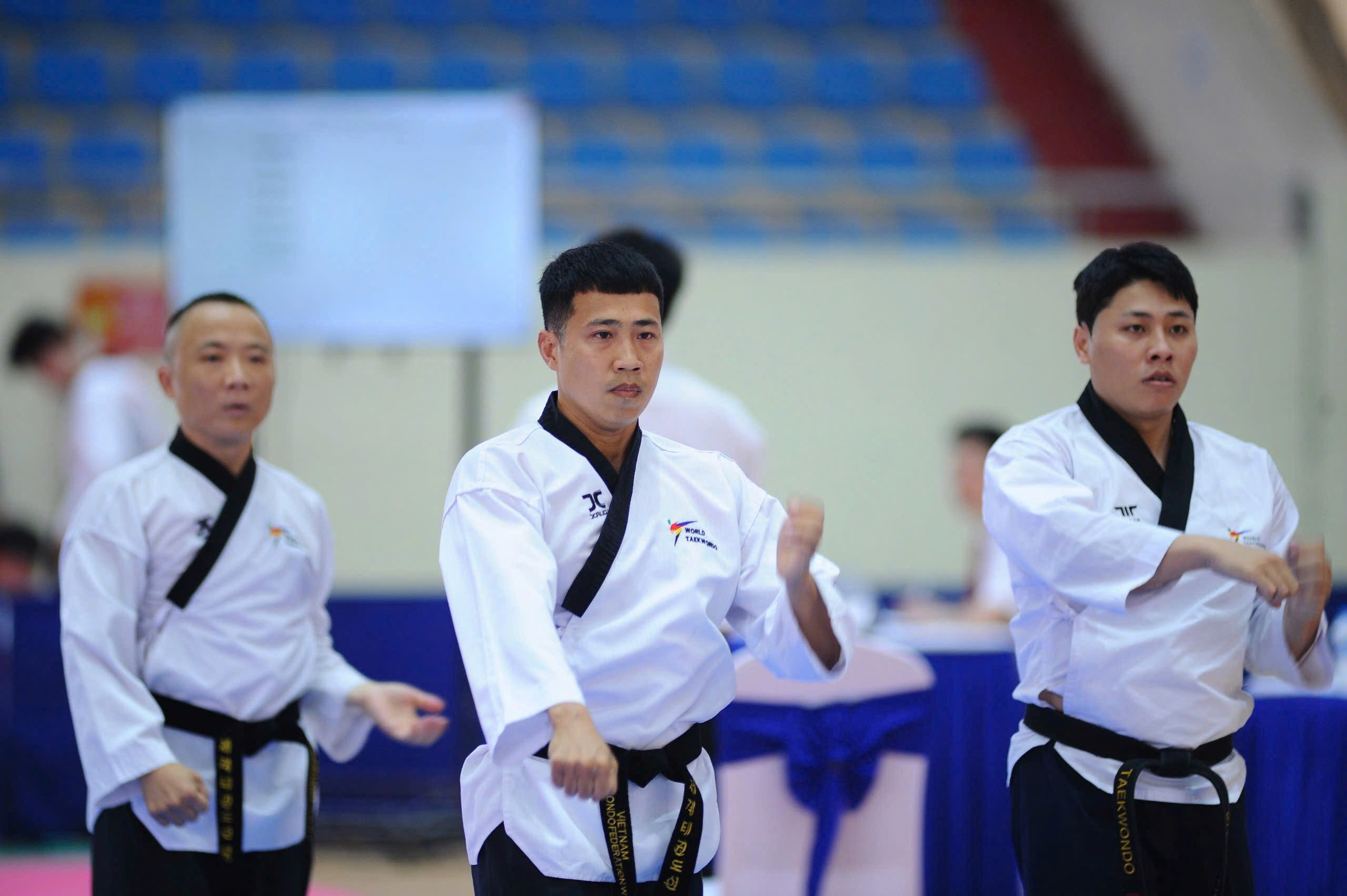 Đội tuyển Taekwondo Công an thành phố đạt 05 huy chương tại 2 ngày thi đấu đầu tiên